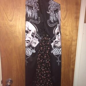 Smile Now Cry Later Leggings size small never worn.